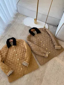 Burberry classic corduroy collar diamond quilted down jacket in golden cotton-5300  